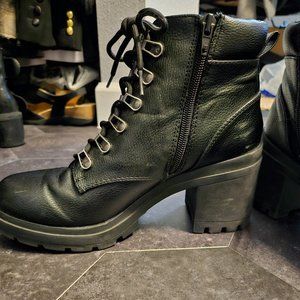 Chunky Heel Lace-up Leather Ankle Boots